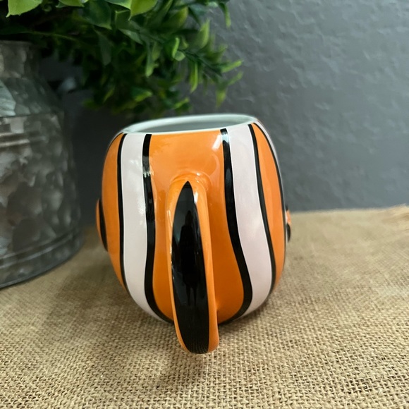 Disney Finding Nemo mug - Picture 3 of 6